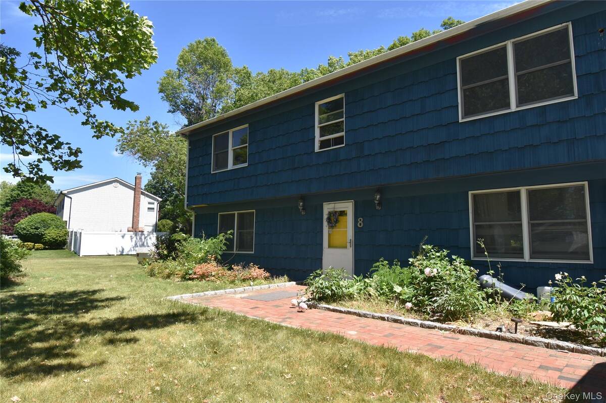 8 Long Meadow Place — photo