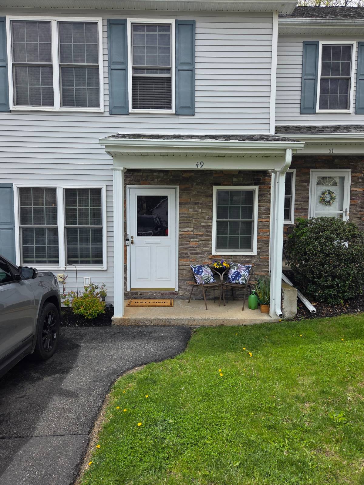49 Aveonis Ct — photo