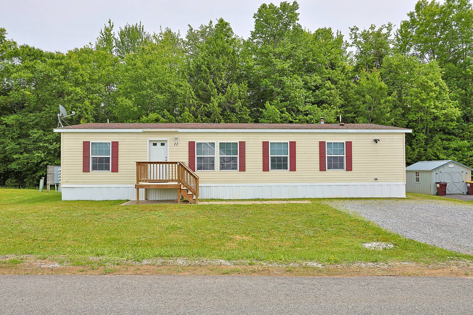 185 Old State Rd 11 — photo