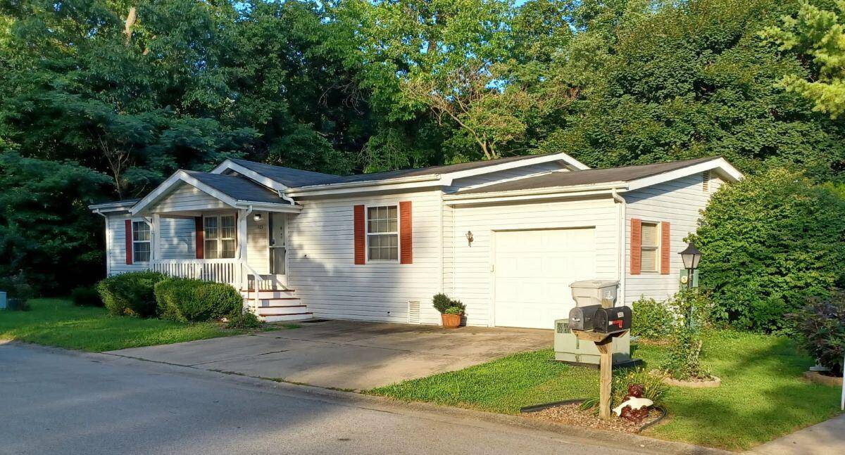 1405 Olga Dr — photo