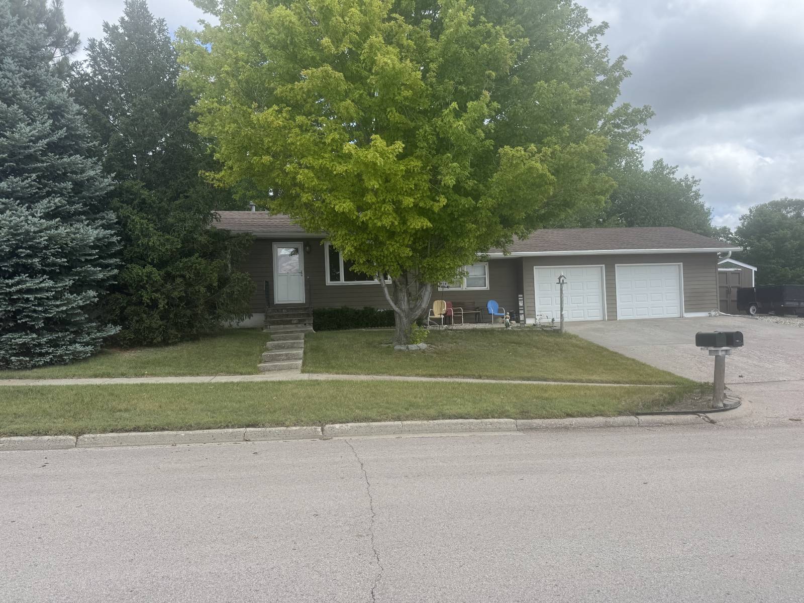 1202 Sunset Ave, Winner, SD 57580 — photo 2