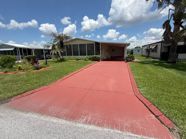 532 Tower Wood Boulevard — photo
