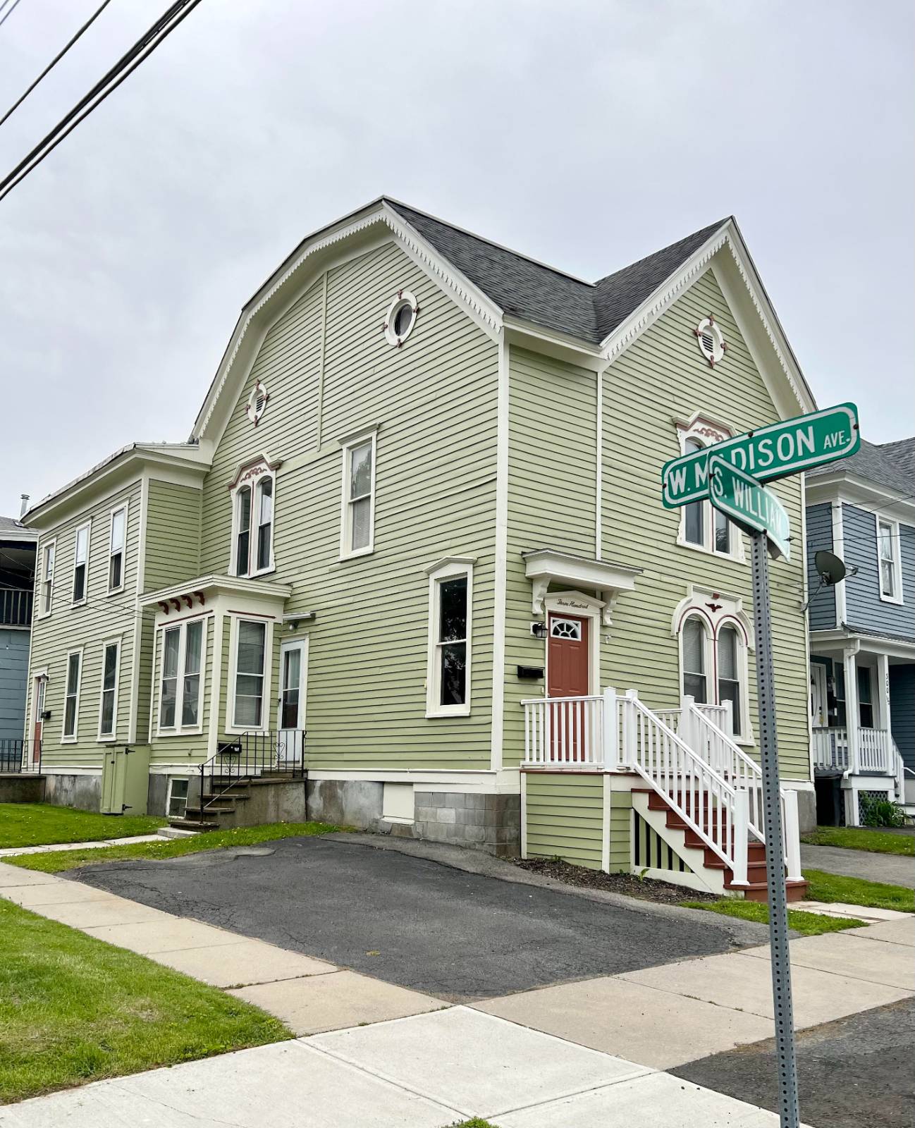 300 S William Street 1R — photo