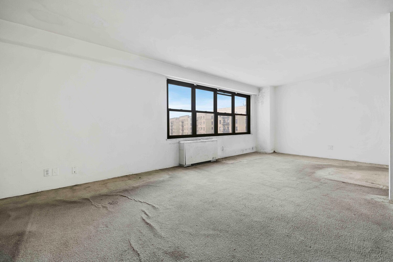 1020 Grand Concourse 8H — photo