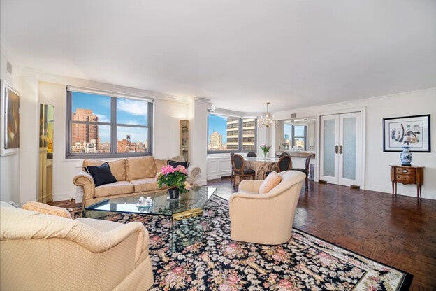 200 East 90th Street 27Gh — photo