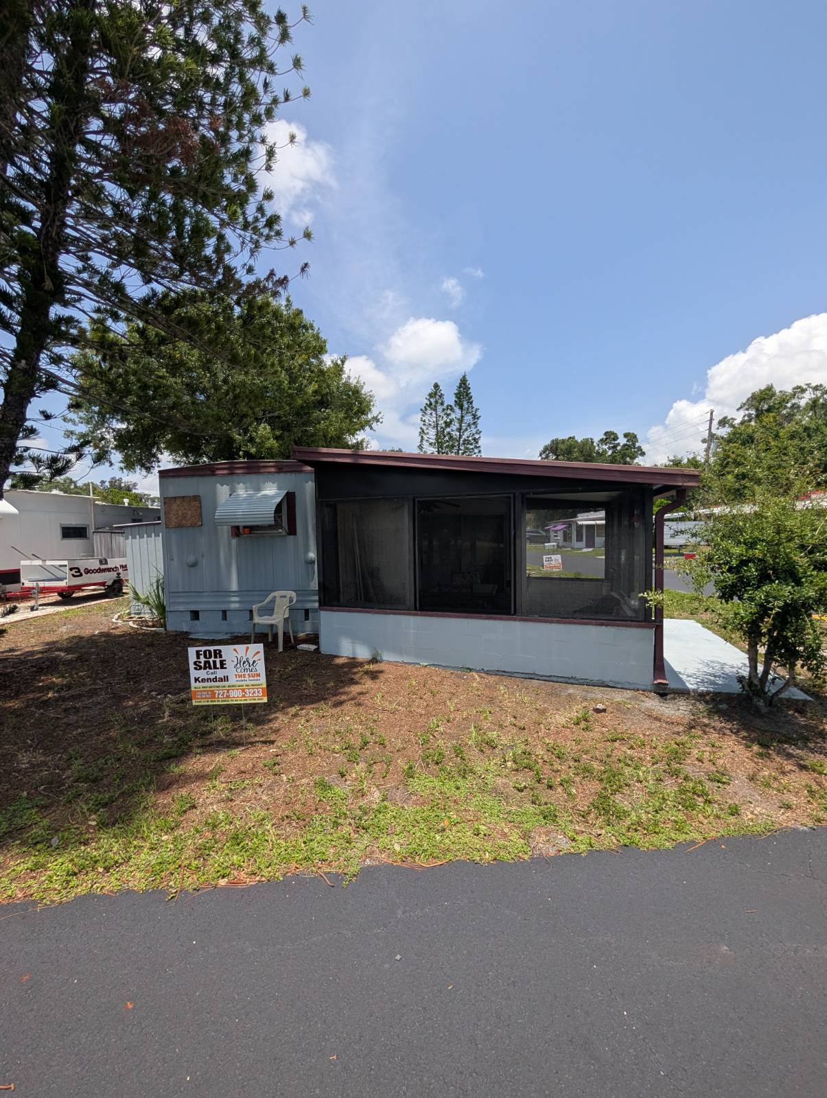 9333 Park Blvd 2C — photo