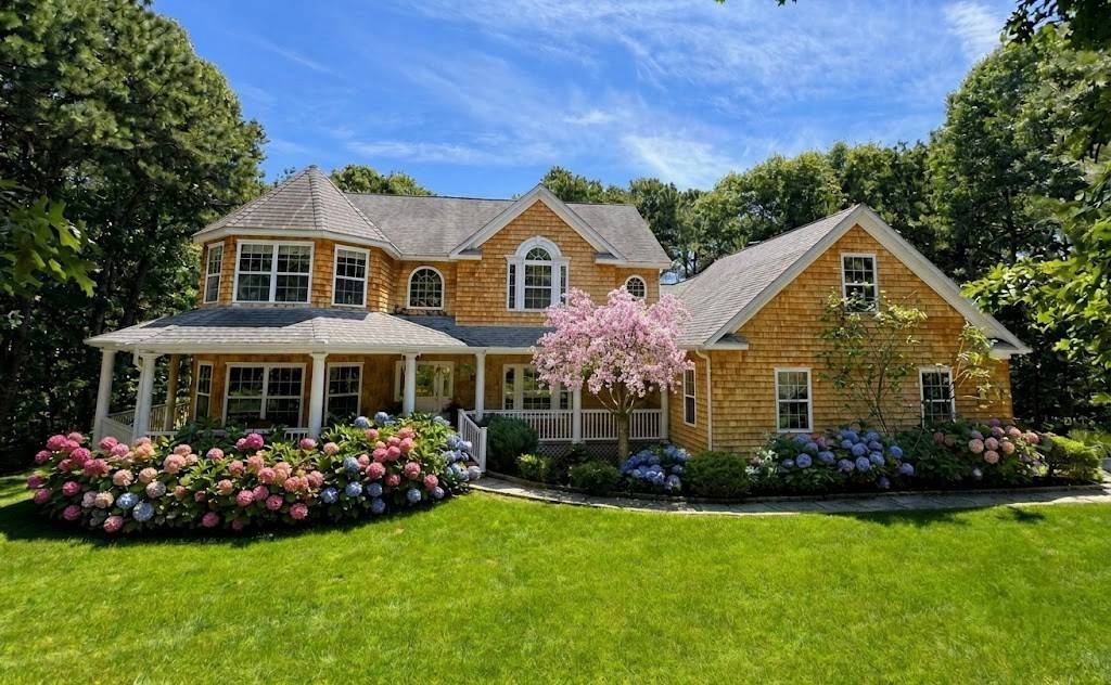 143 Malloy Drive — photo