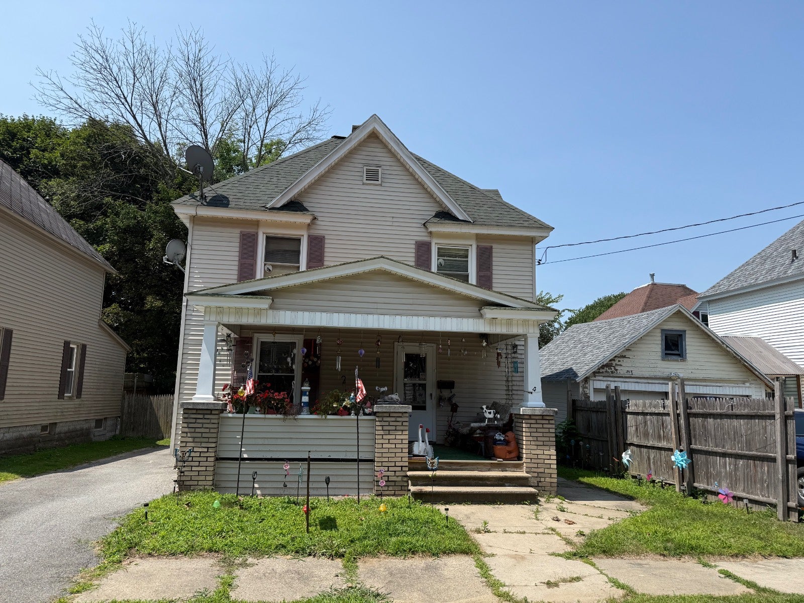4 Pleasant St — photo