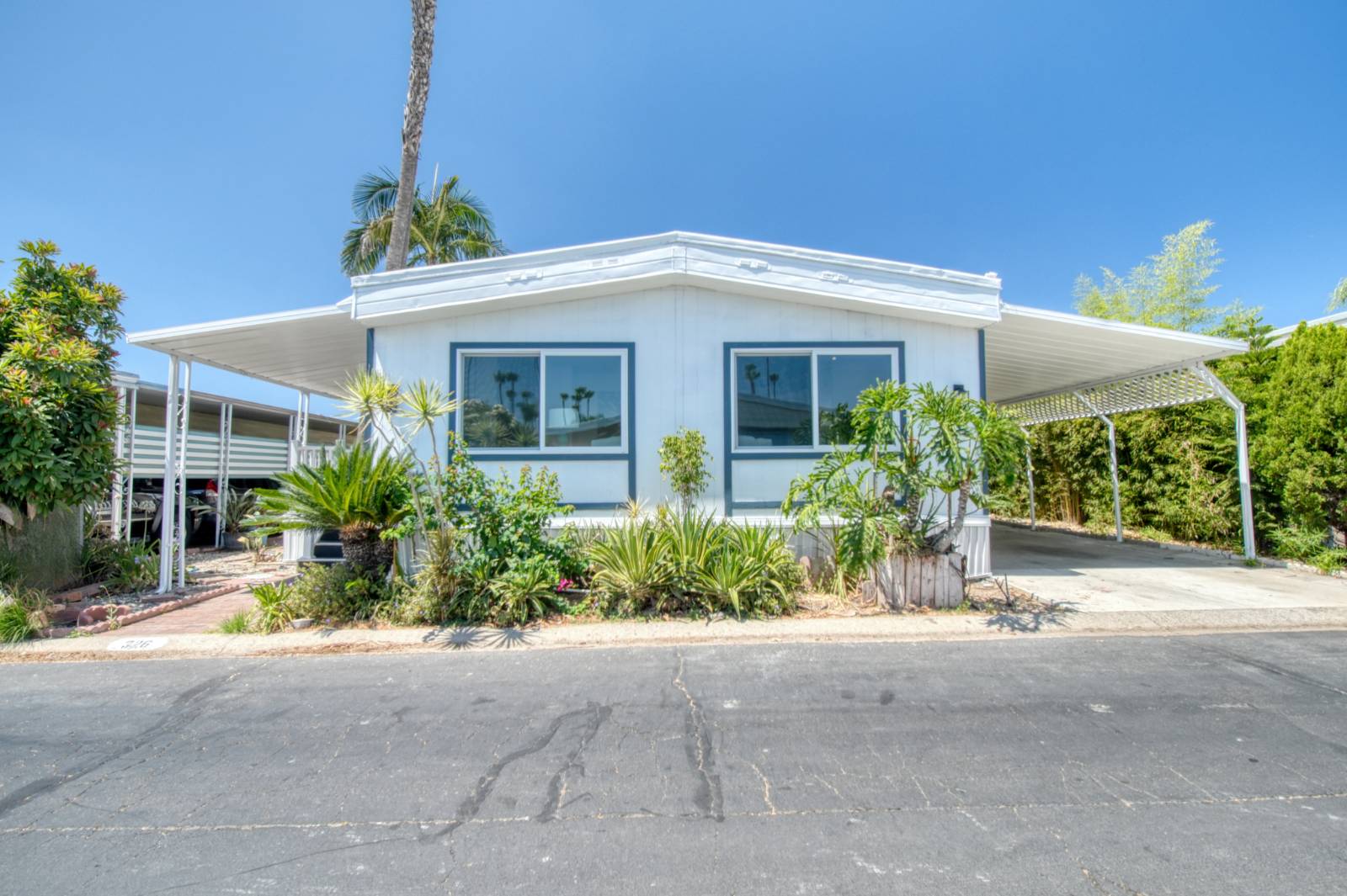 24921 Muirlands Blvd. 326 — photo