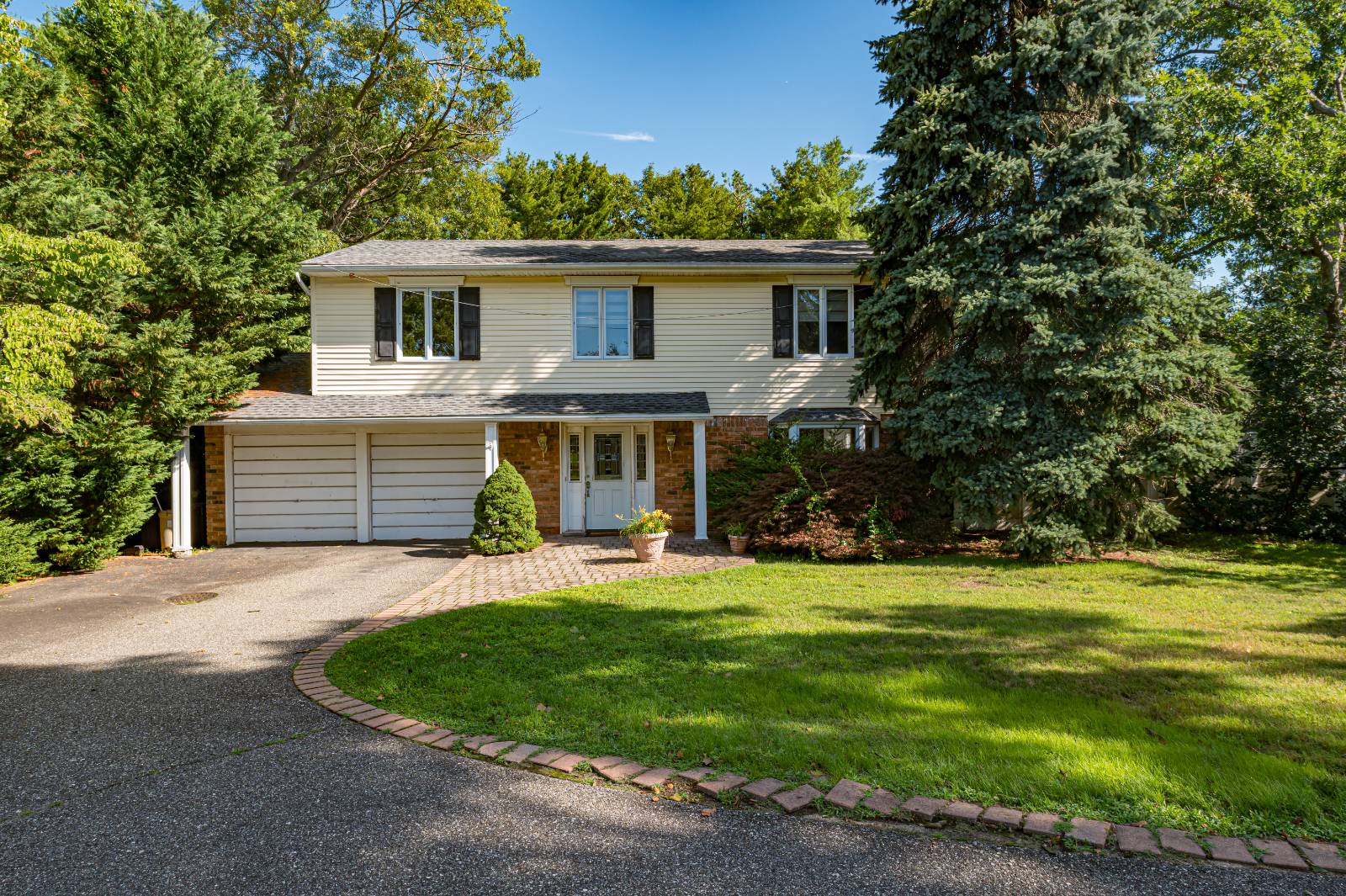 19 White Cliff Ln — photo