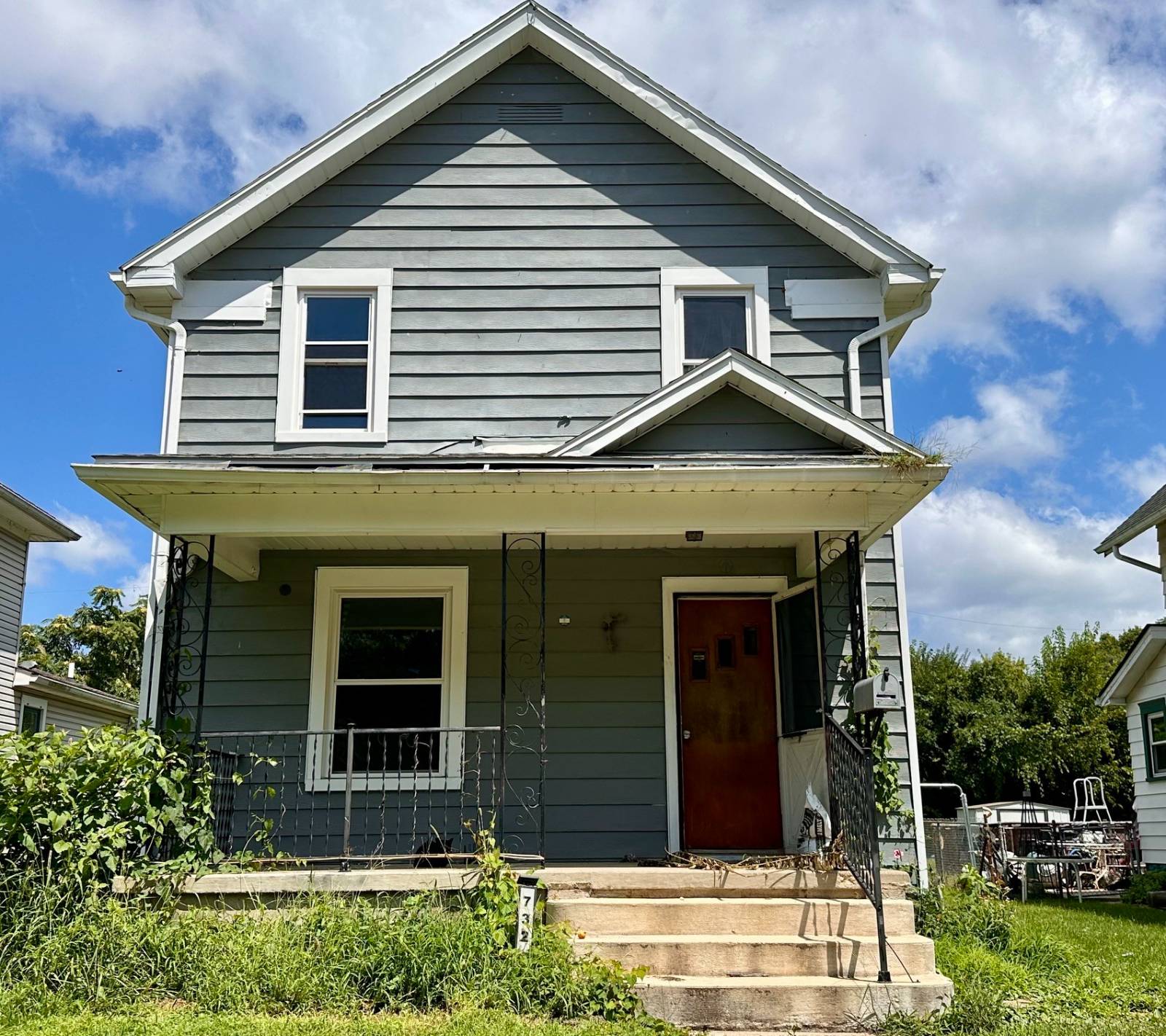 732 Stanton Ave — photo