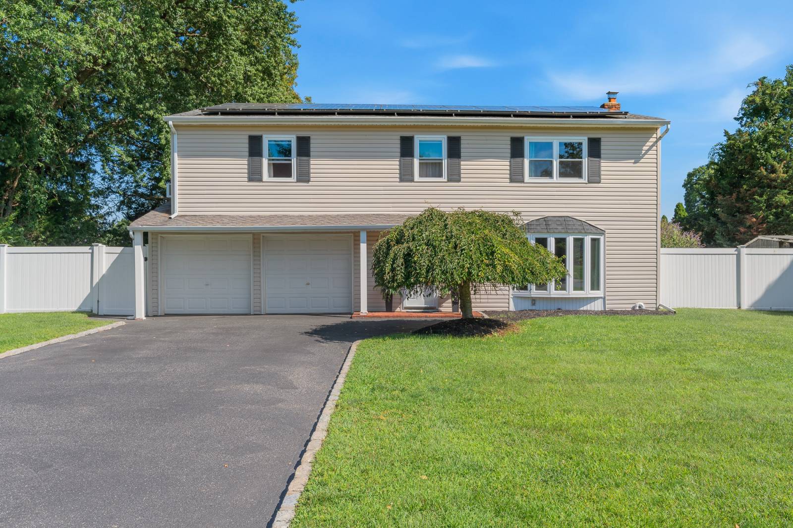 9 Silver Drive — photo