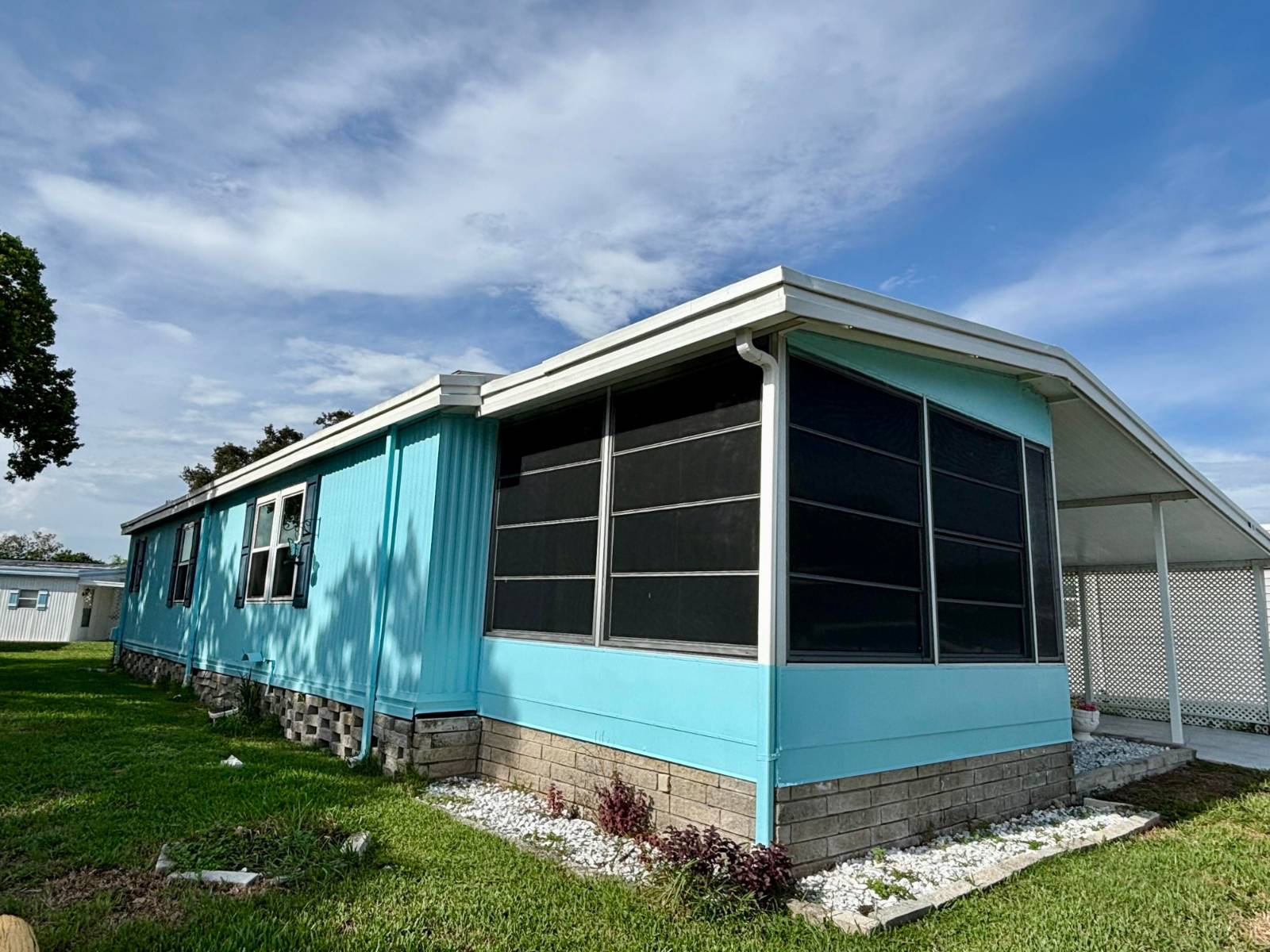 1401 W Hwy 50 — photo