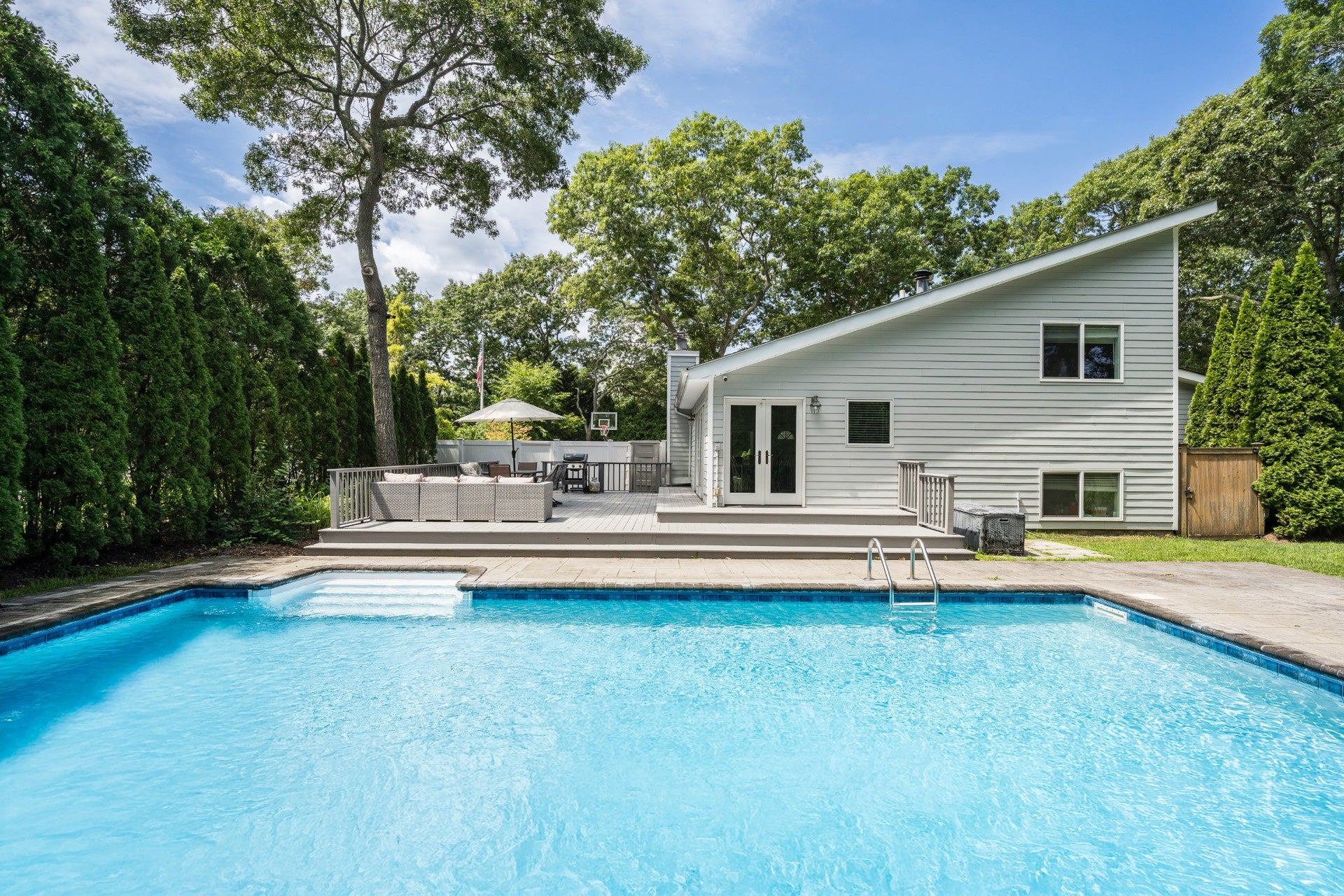 2976 Quogue Riverhead Rd — photo