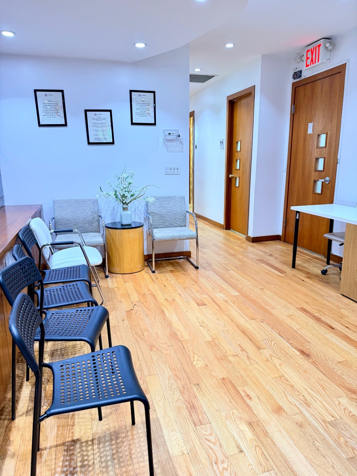 53-22 Roosevelt Ave #2Fl — photo