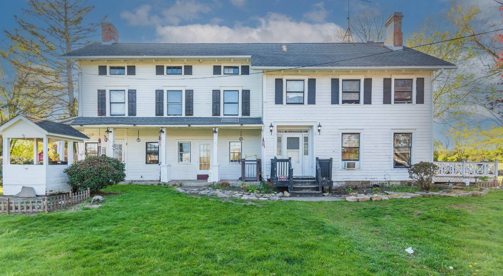 111 Browns Rd — photo