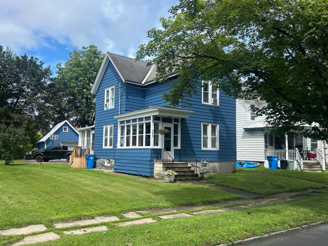 345 N Perry Street — photo