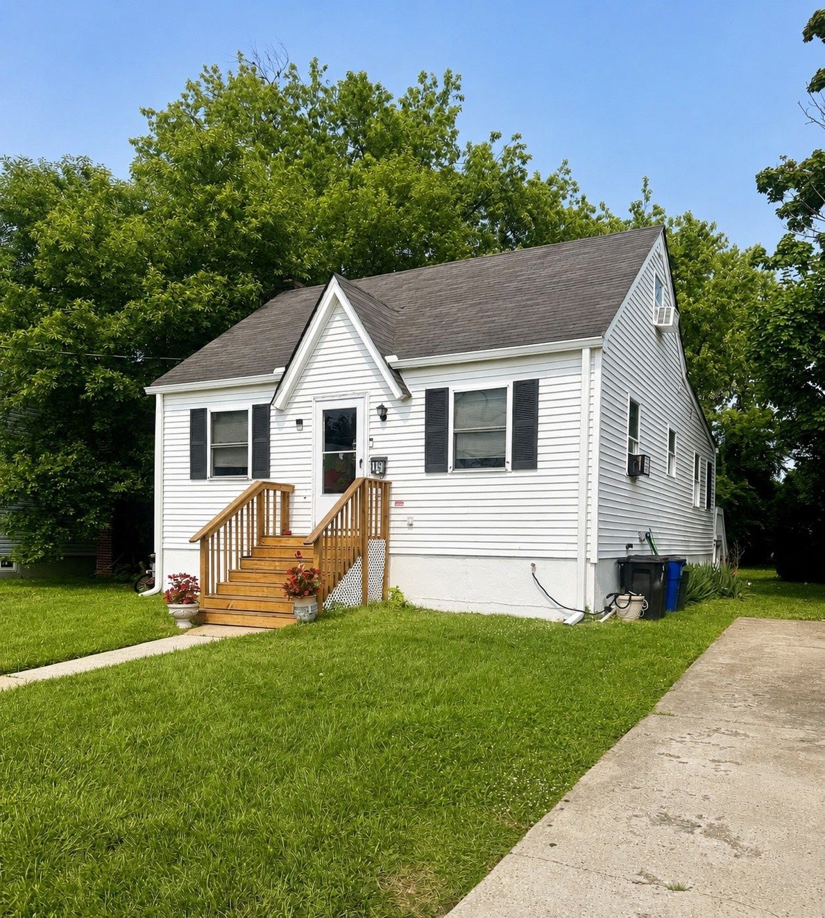19 Lenox Pl — photo
