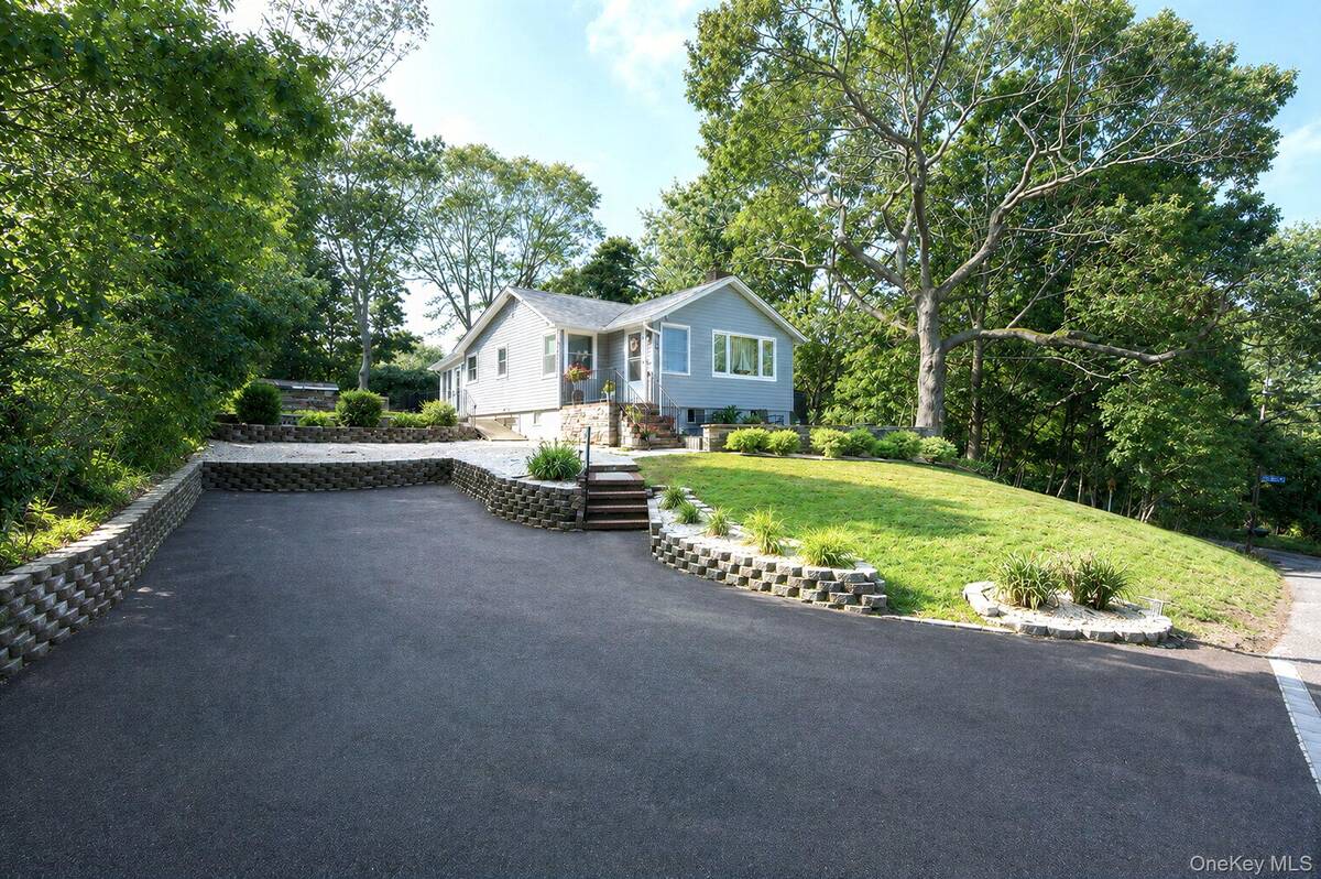 69 Hill Drive — photo