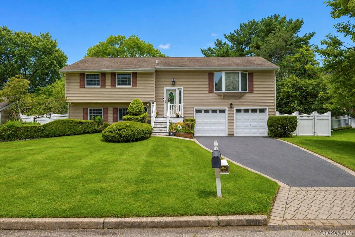 40 Nantucket Drive — photo