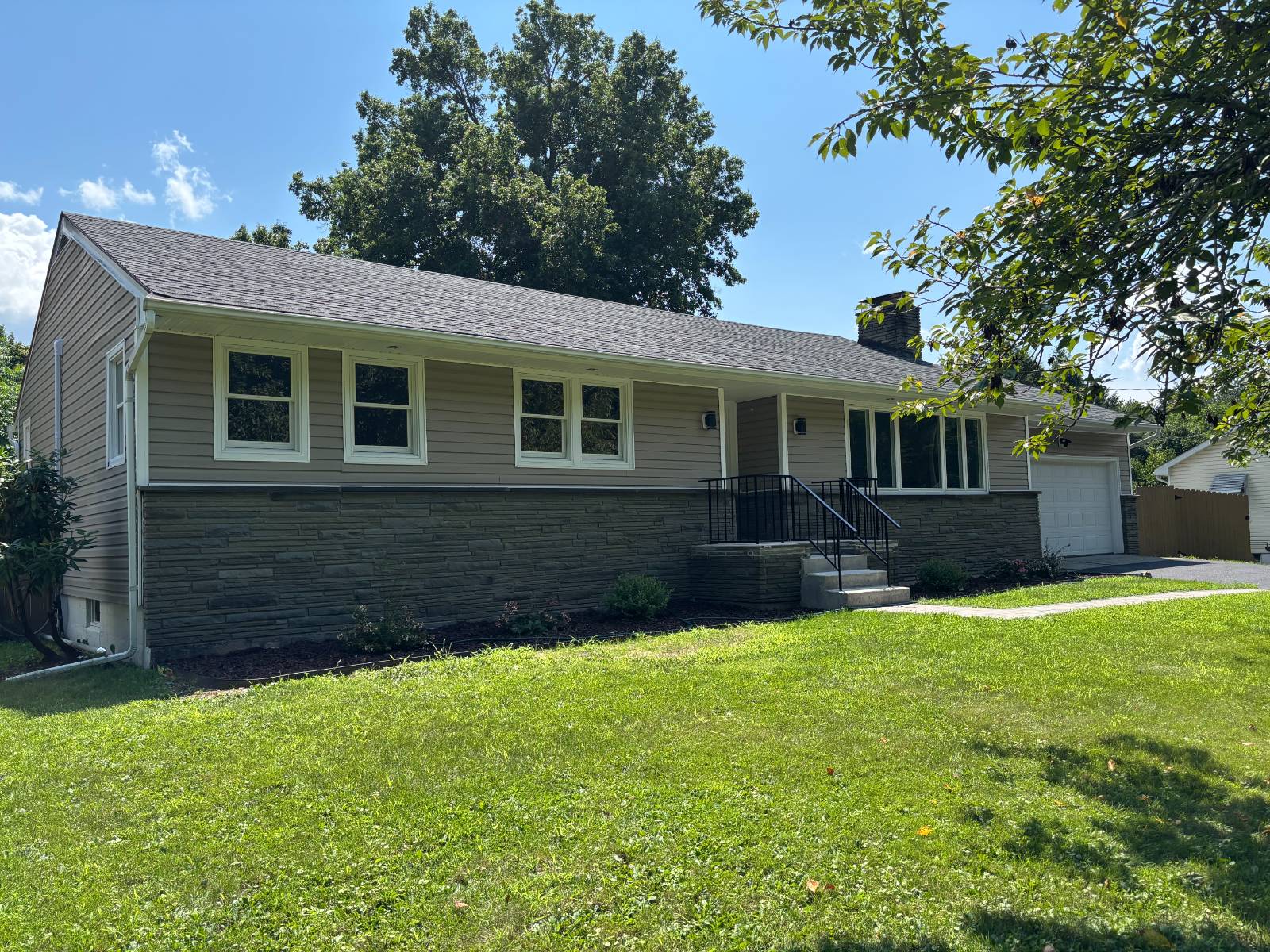 459 Vassar Rd — photo