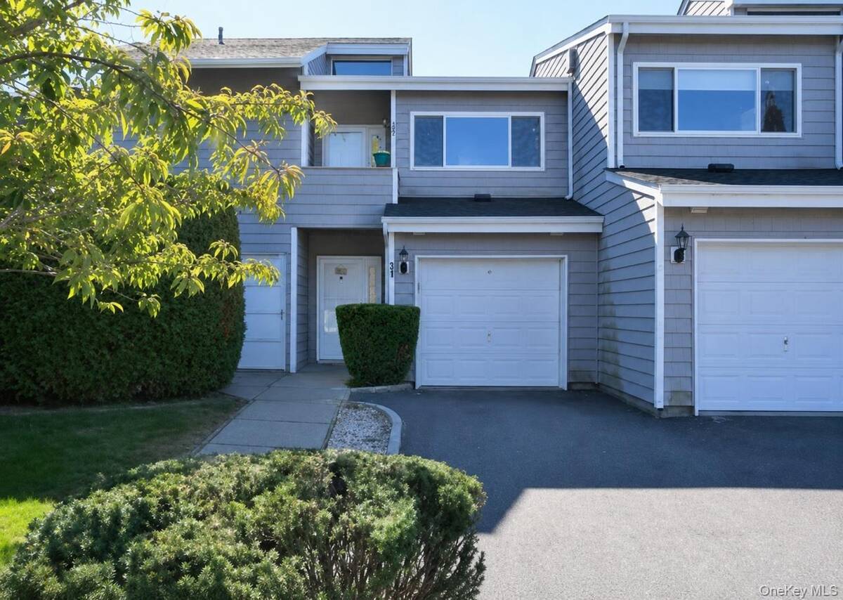 31 Vista Drive N — photo