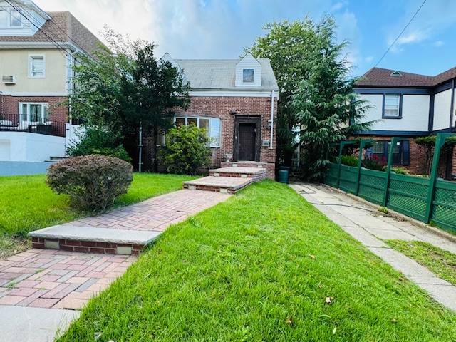 176-29 80th Drive — photo