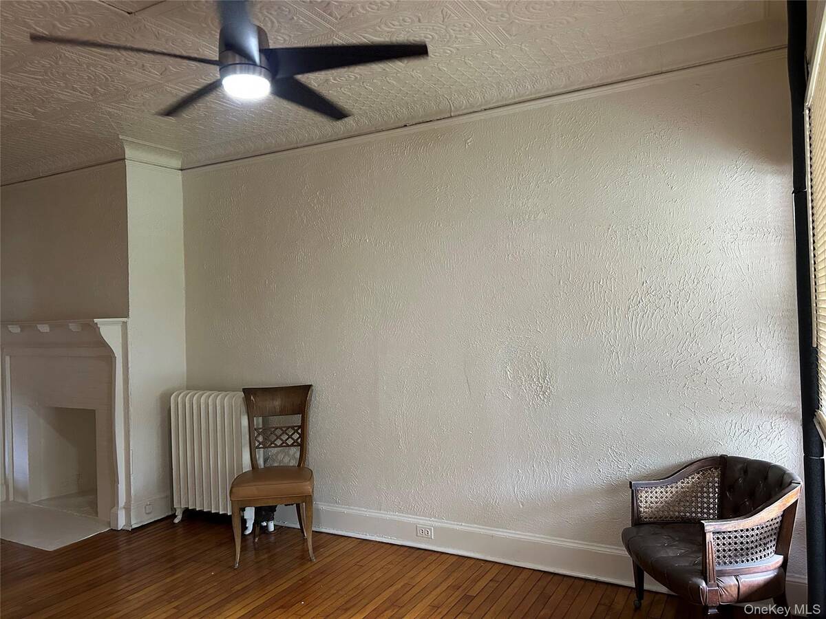 135 West Main Street — photo 2