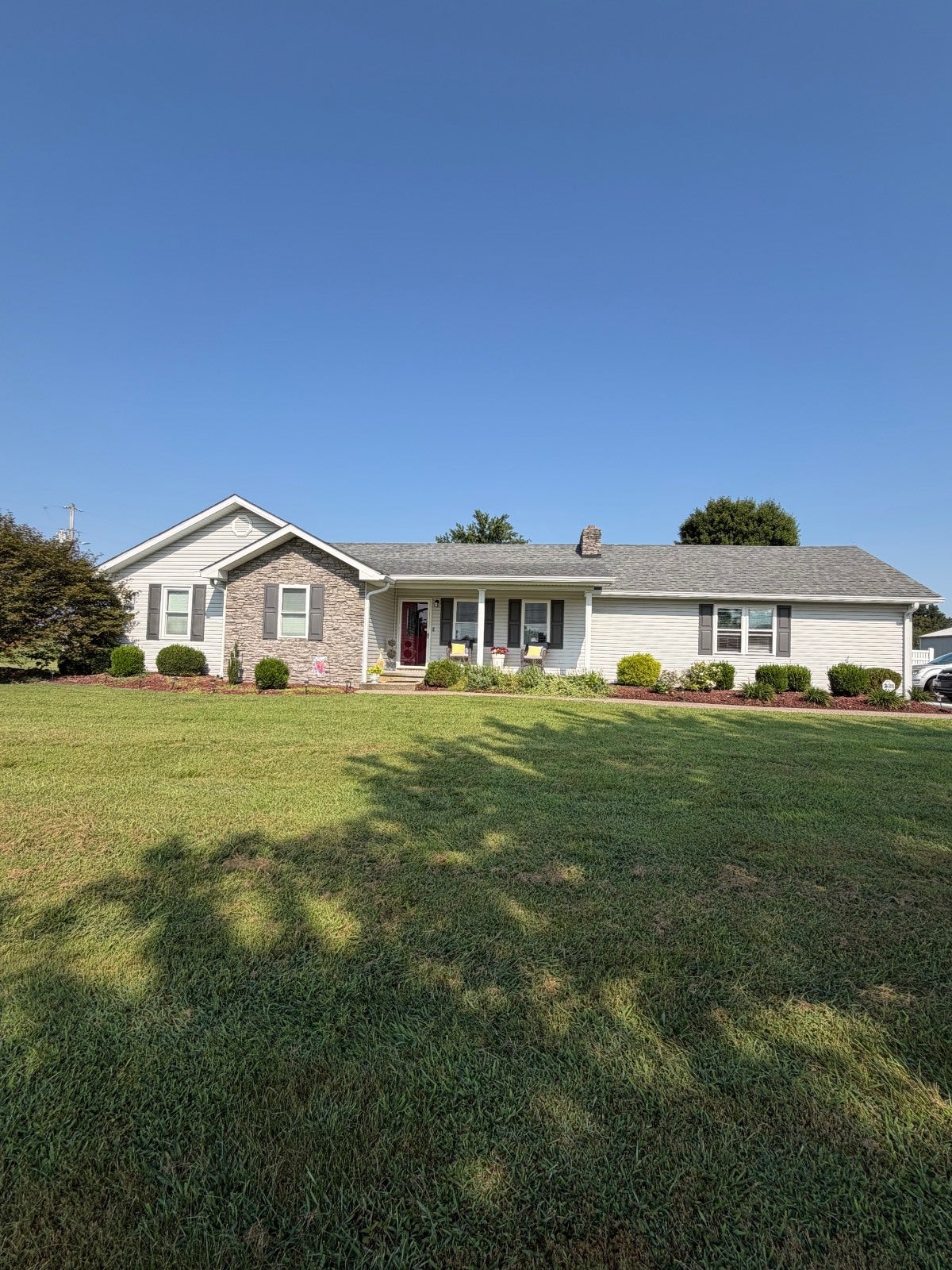 5170 Knifley Rd. — photo