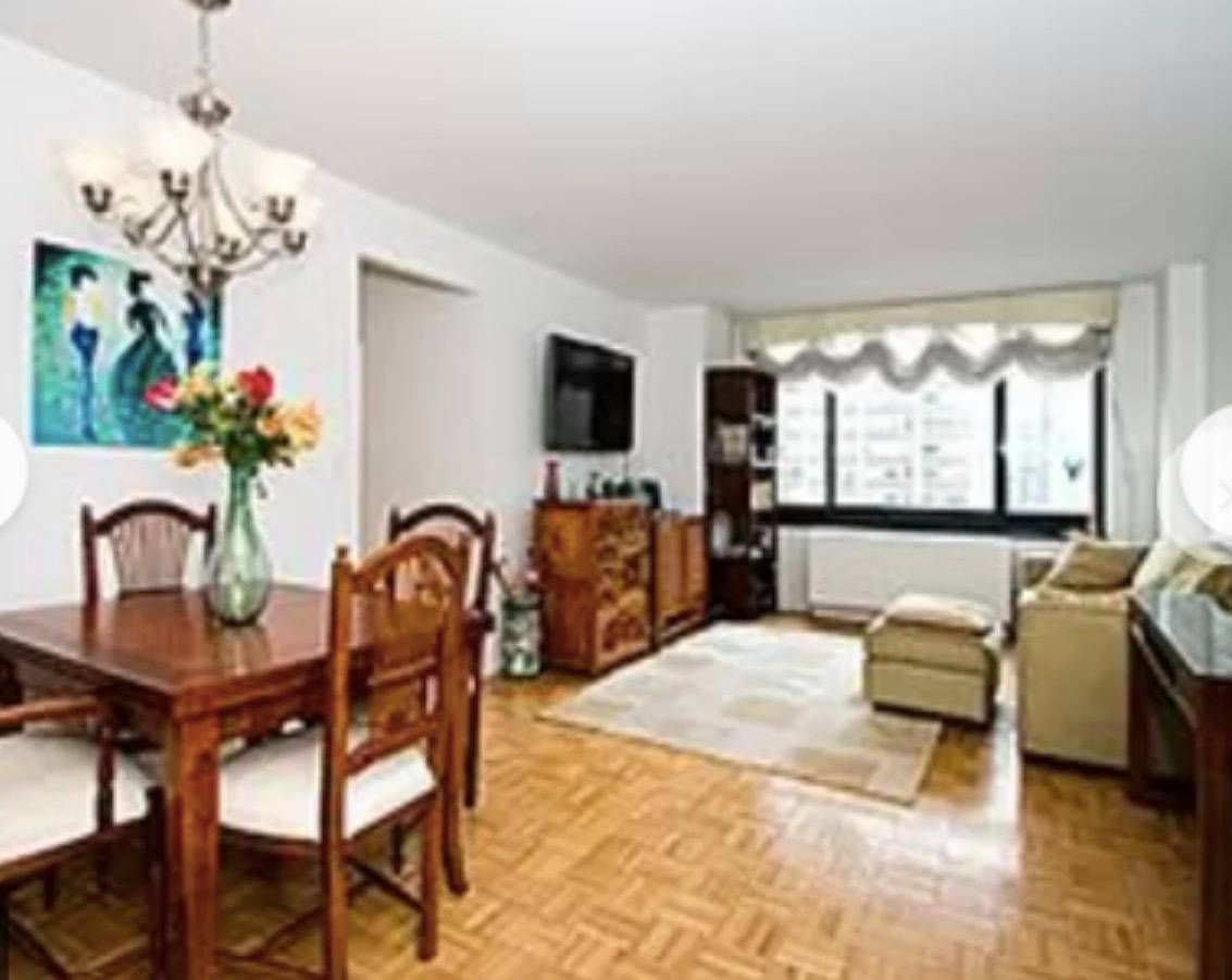200 Rector Place 22L — photo