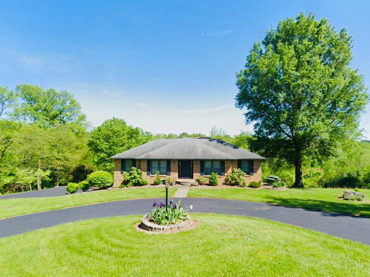 410 Wildflower Dr — photo