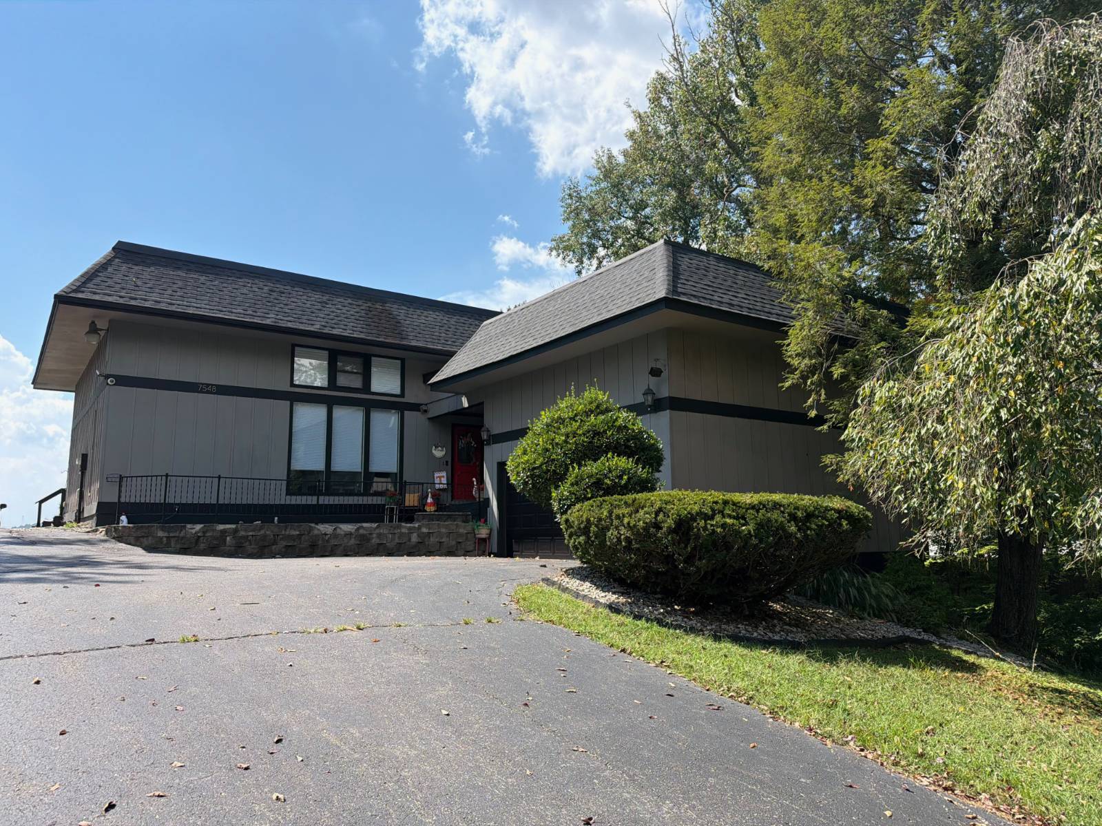 7548 Canterbury Rd — photo