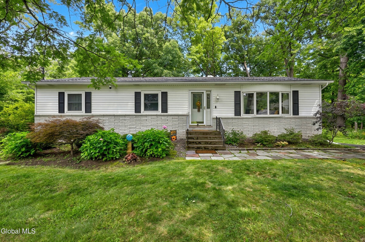 73 Elm Street — photo