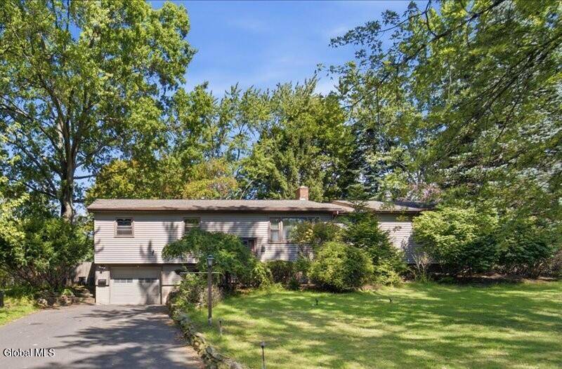 10 Kaine Drive — photo