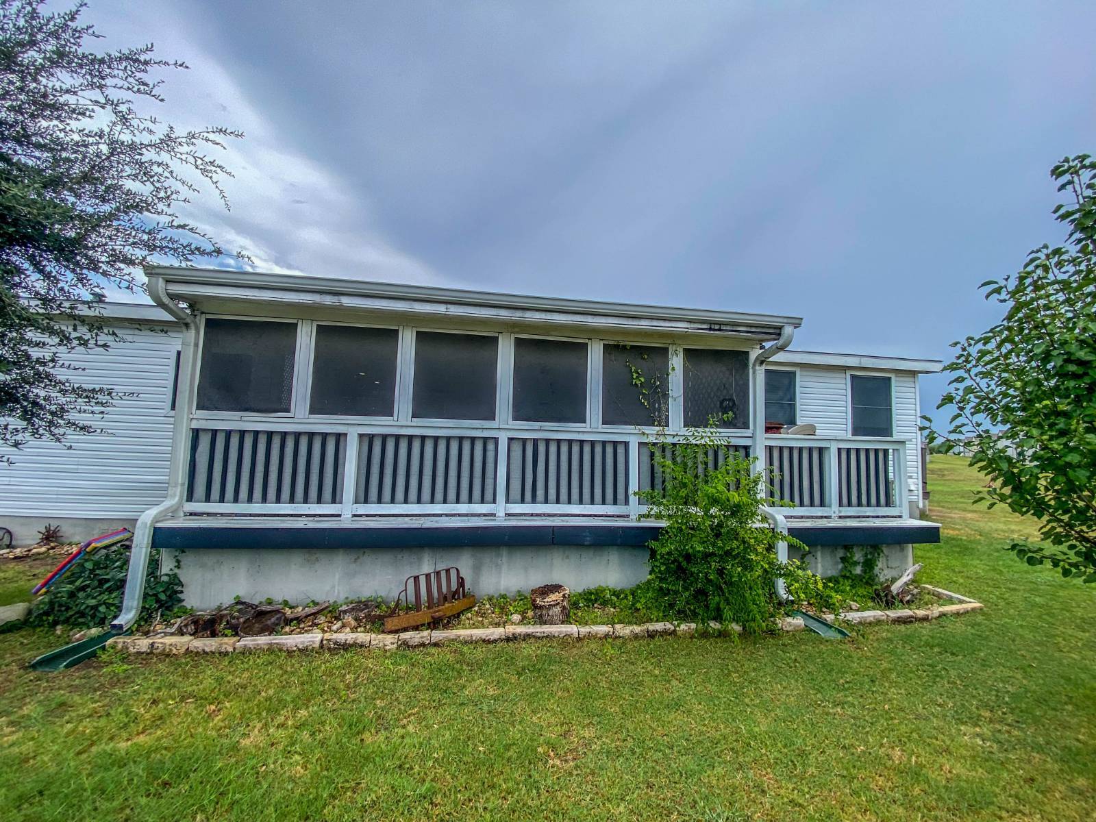 7151 Woodlake Pkwy 429 — photo