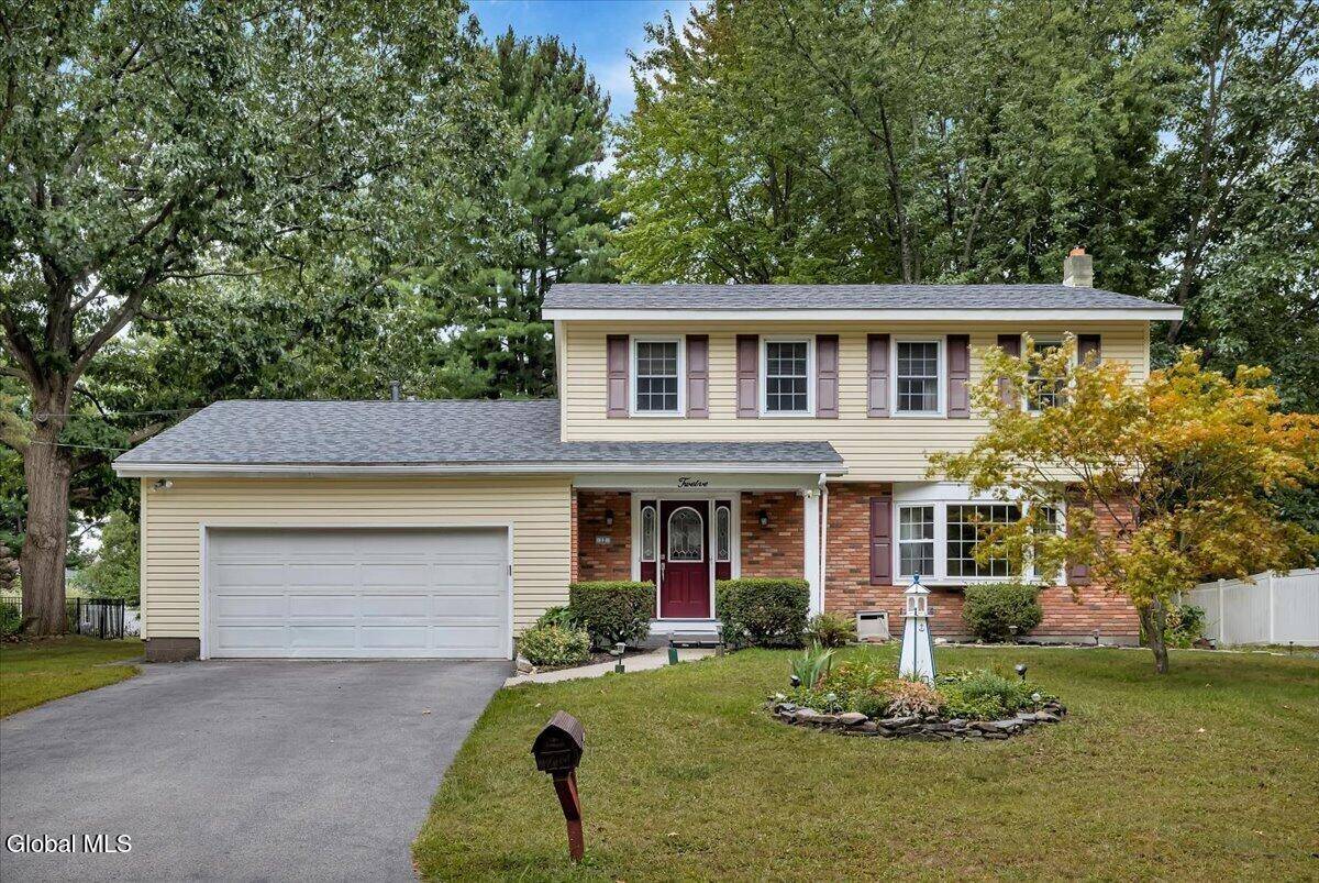 12 Chris Drive — photo
