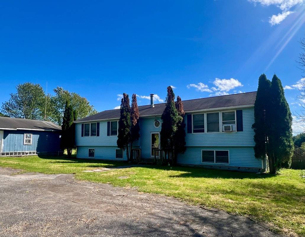 782 County Highway 107 — photo