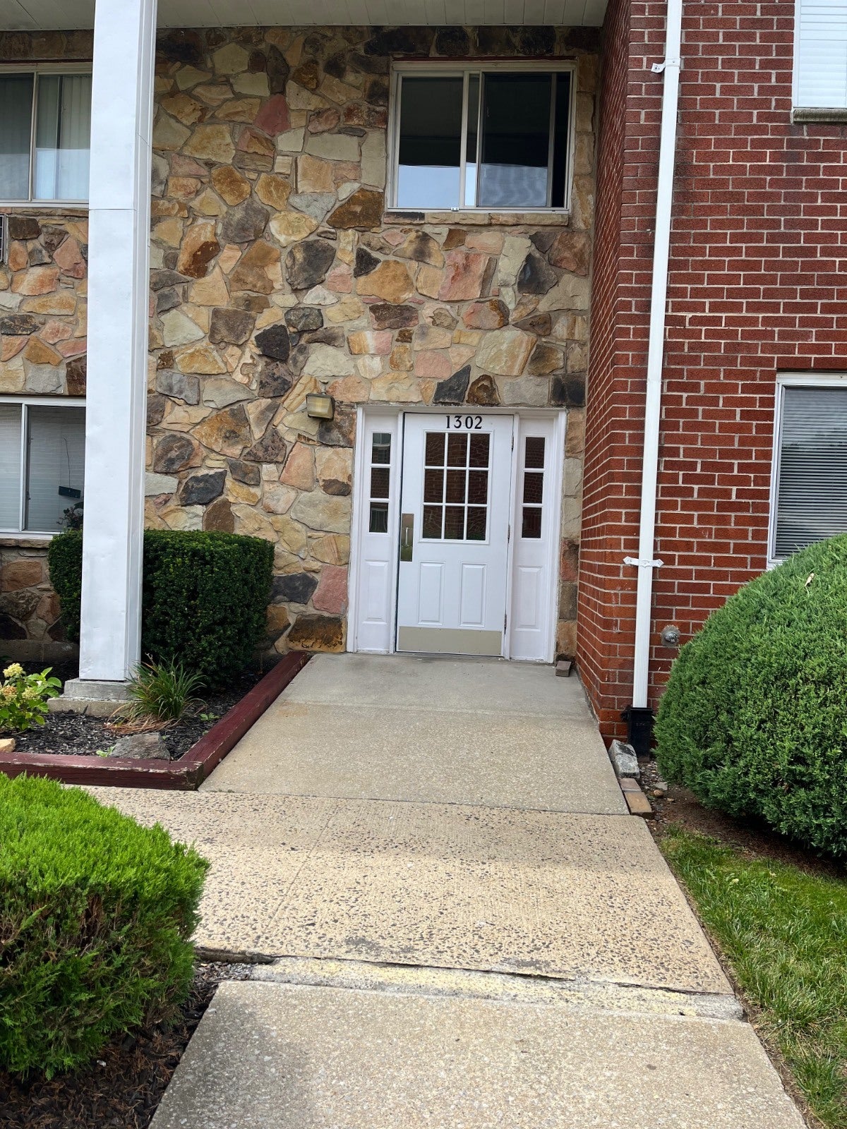 1302 Rockland Ave 1st Fl — photo