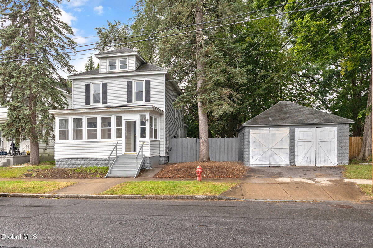 404 Shannon Street — photo