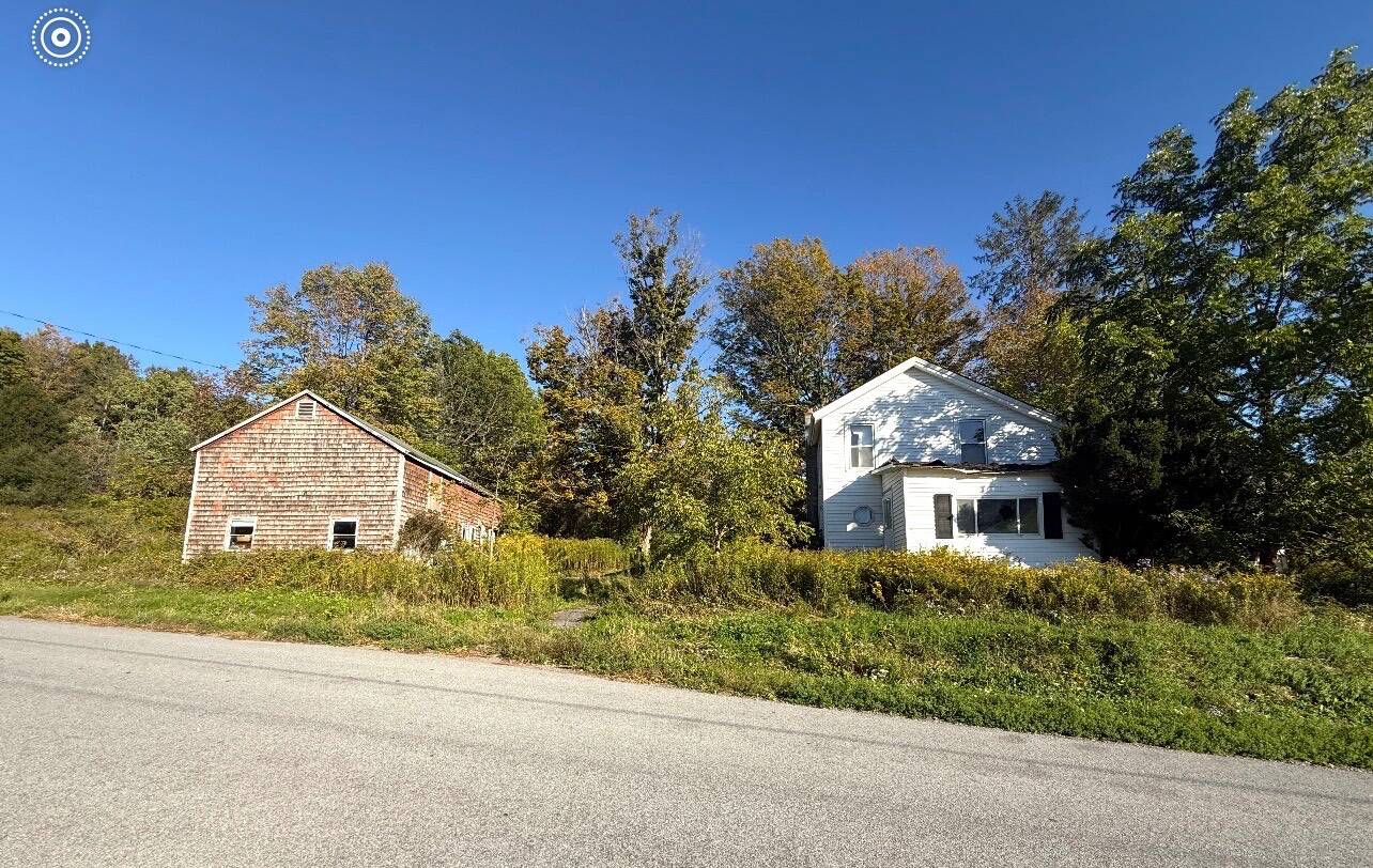 114 Wells Rd — photo