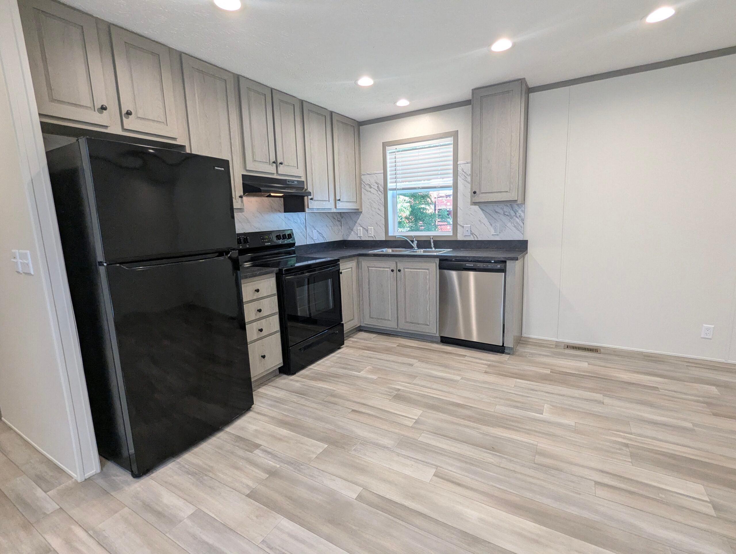 11800 Brookpark Road 0127 — photo