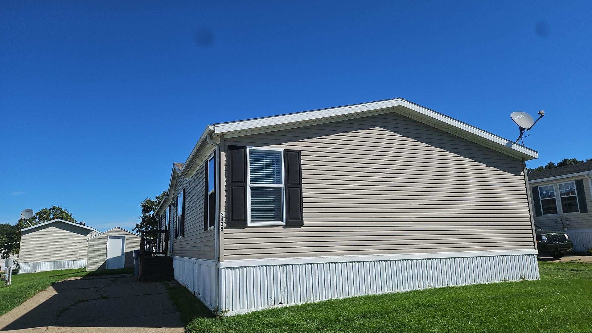 3438 Mulberry 0123 — photo