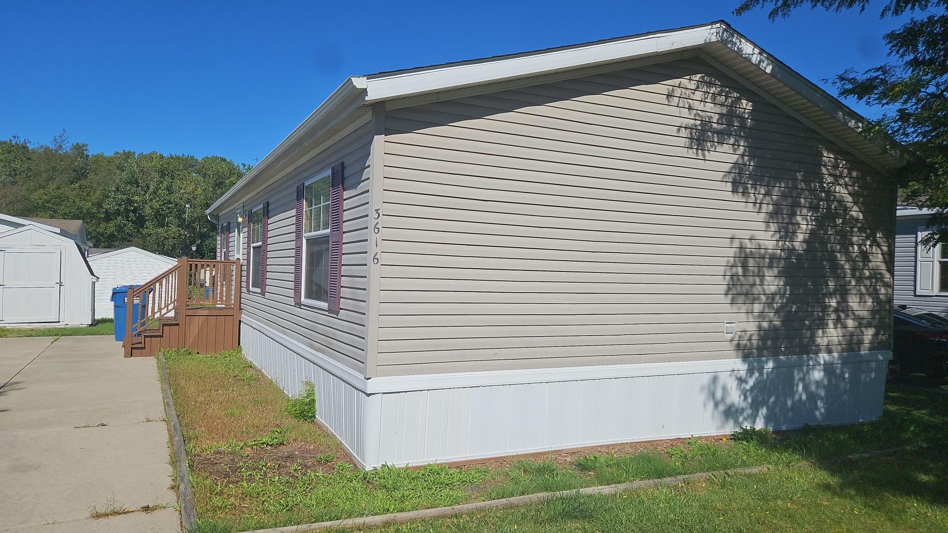 3445 Mulberry 0132 — photo