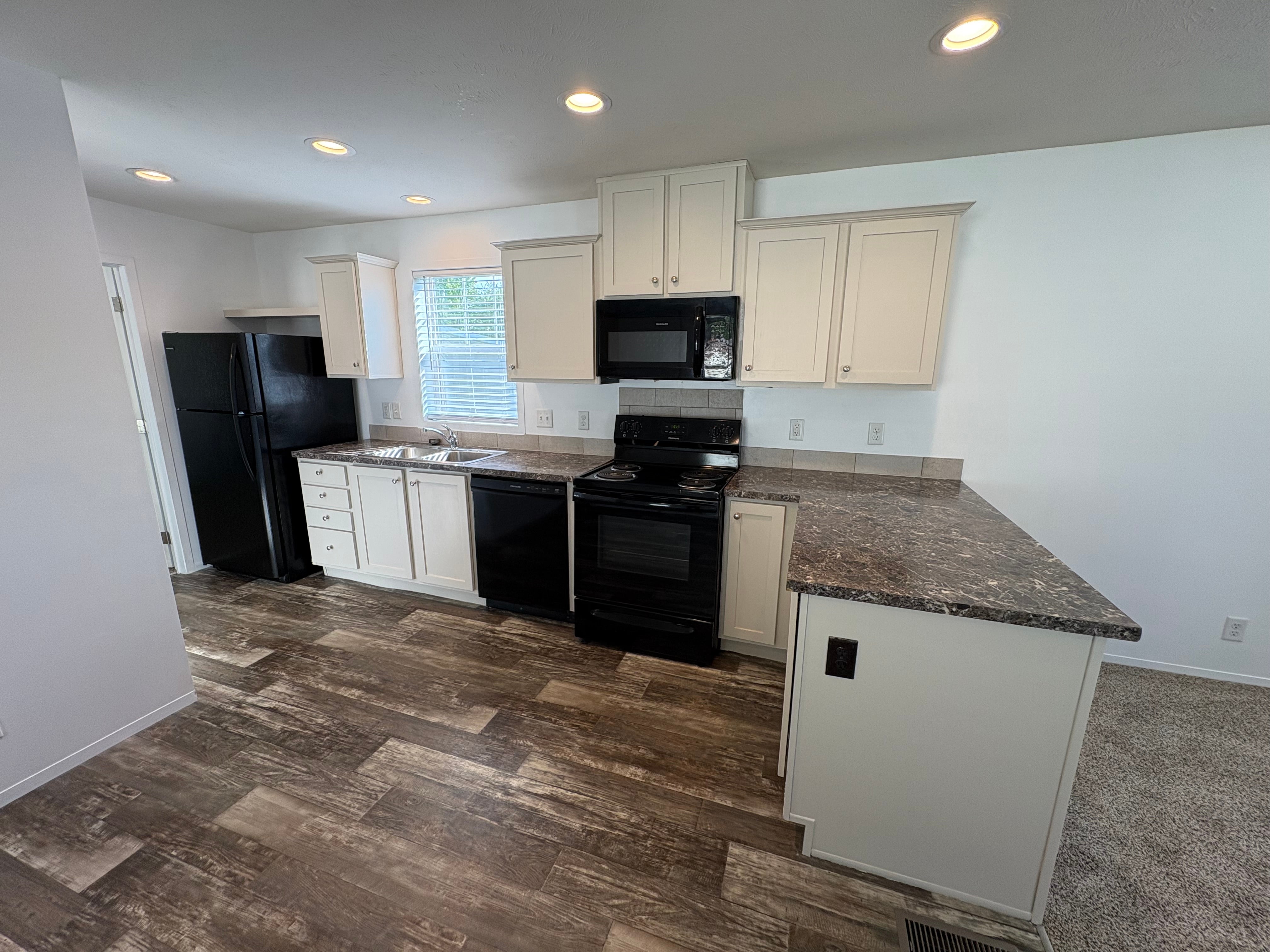 17311 E US Hwy 40 00G7 — photo