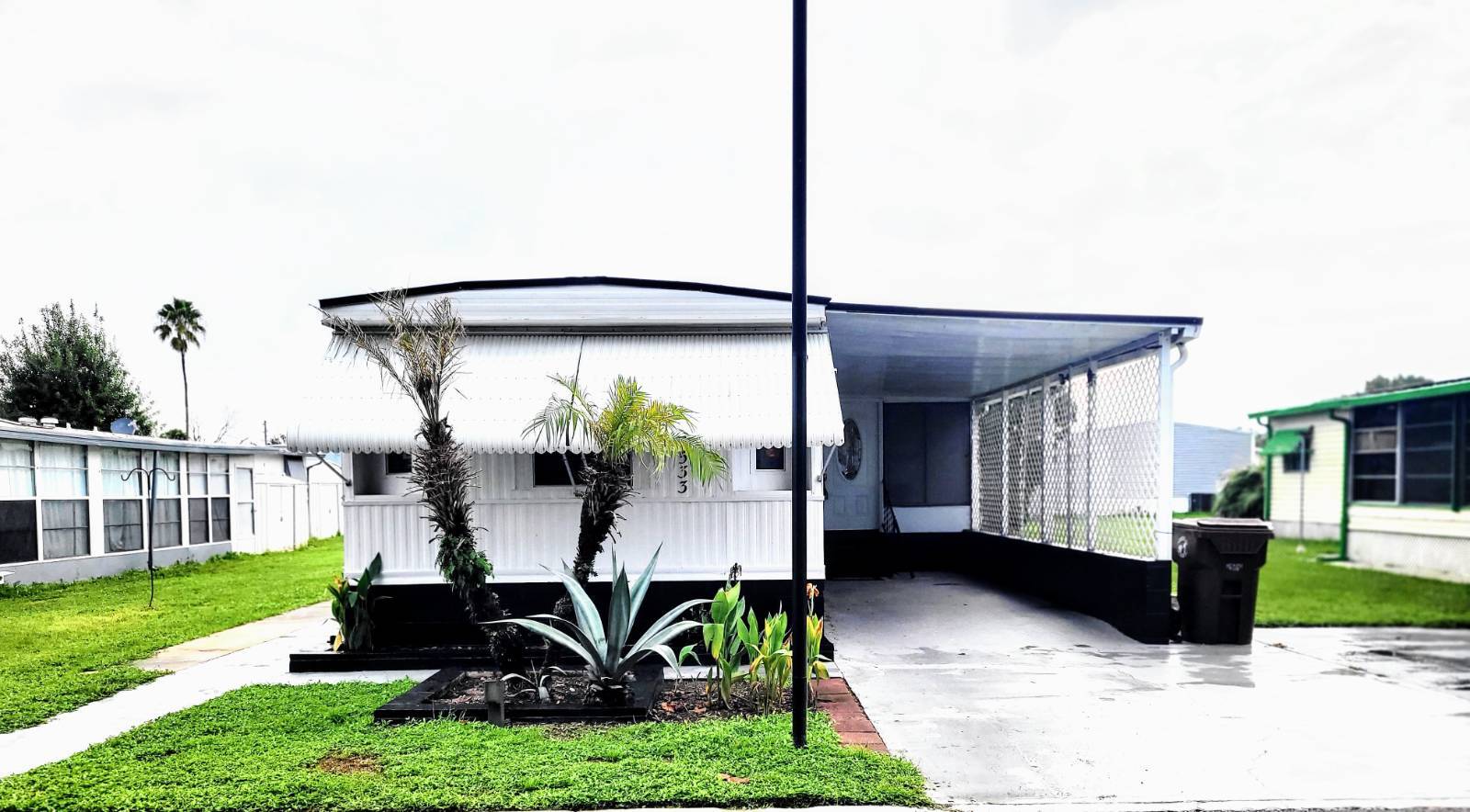 2533 Hickoc Pl — photo