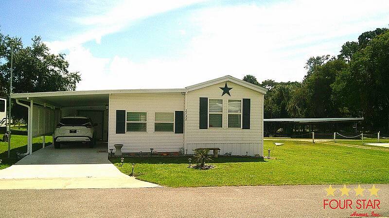 2732 Lazy Day Ln — photo