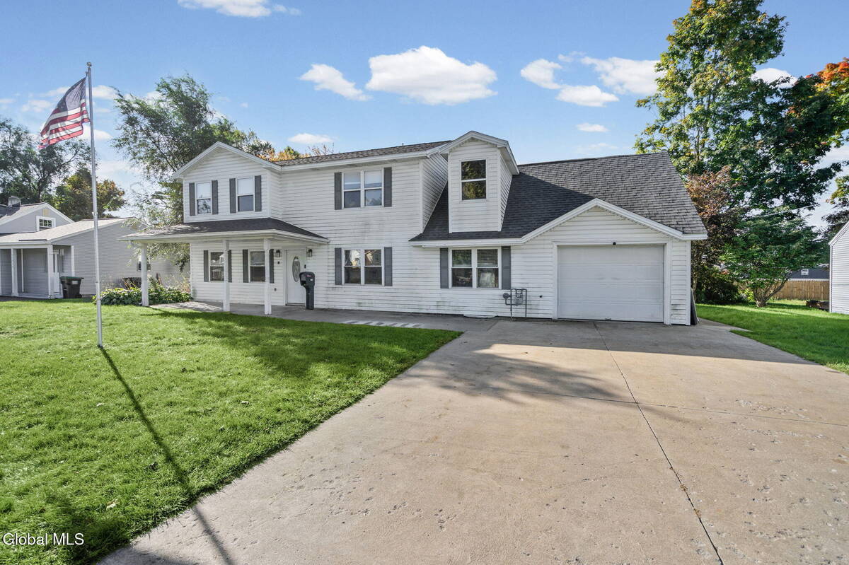 1037 Helen Street — photo