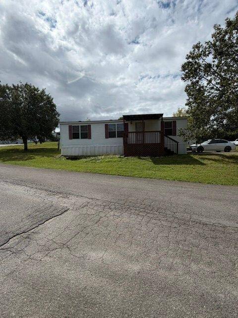 3023 Bryan Rd — photo