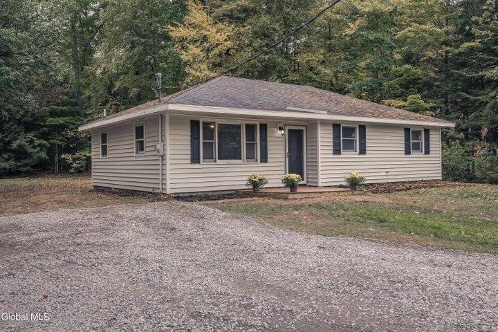 259 Reidel Rd — photo