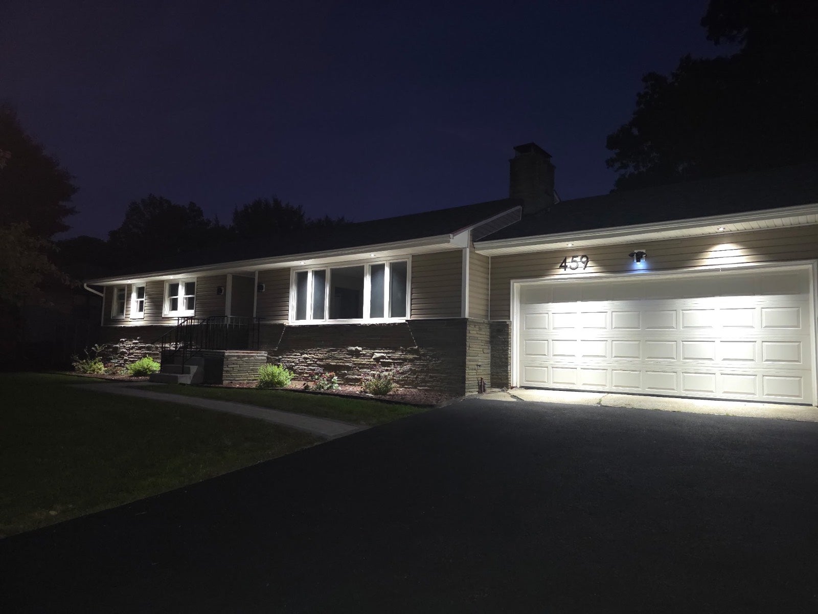 459 Vassar Rd — photo